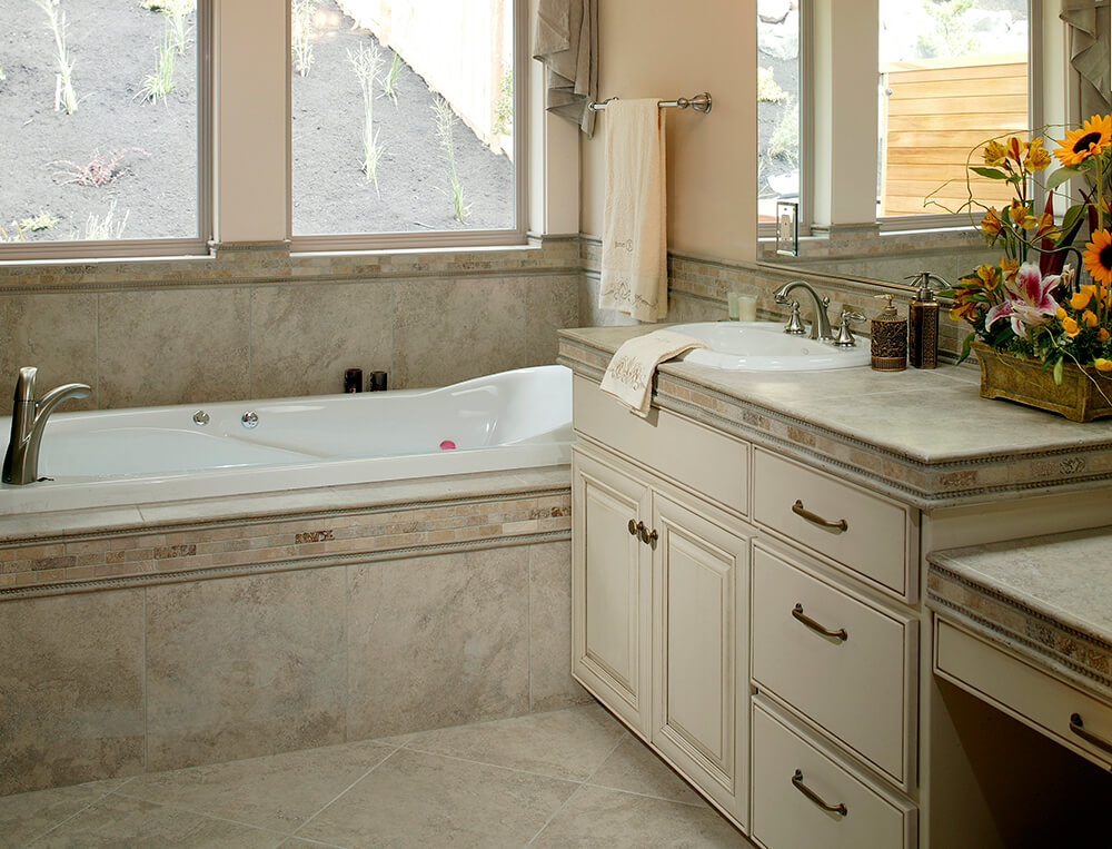 Tips To Reface Your Reface DIY Refacing